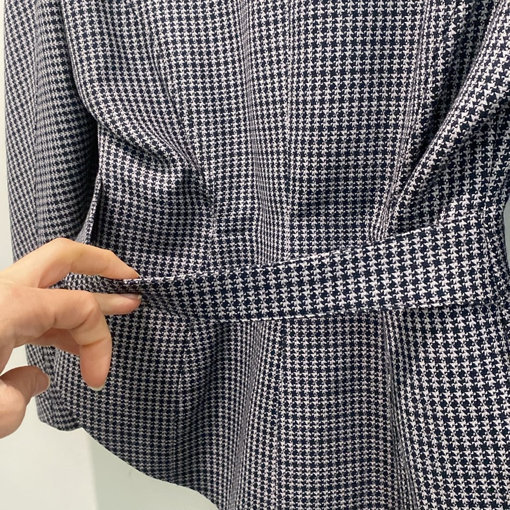 Thierry Mugler Vintage Blazer Size 40  Sculptural Asymmetrical Wool Houndstooth - Picture 15 of 16